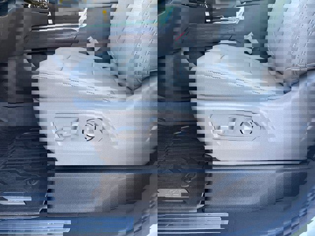 New 2026 GMC Sierra 2500 SLT w/ SLT Premium Package image 13