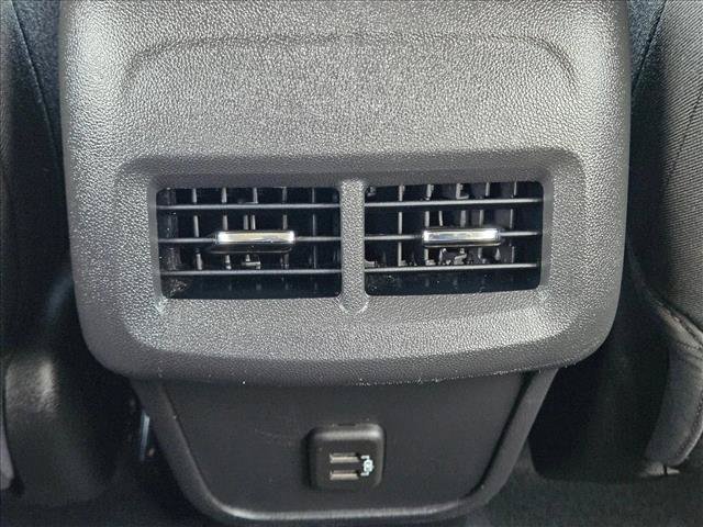 Used 2022 GMC Terrain SLE FWD image 16
