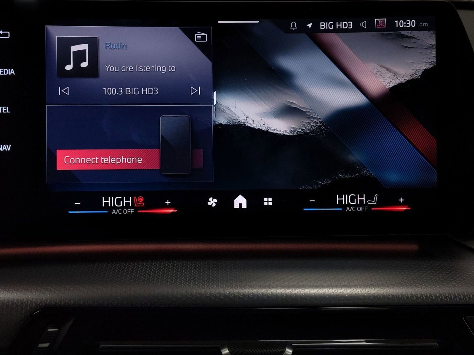 Certified 2025 BMW X1 M35i w/ Premium Package image 22