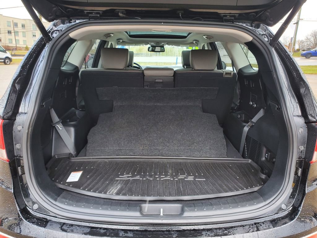 Used 2017 Hyundai Santa Fe SE w/ SE Ultimate Tech Package 03 image 6