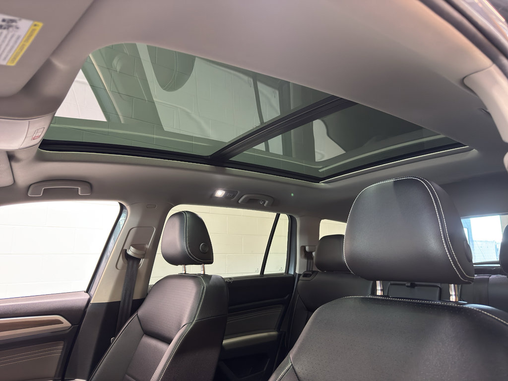 Used 2023 Volkswagen Atlas SEL image 34