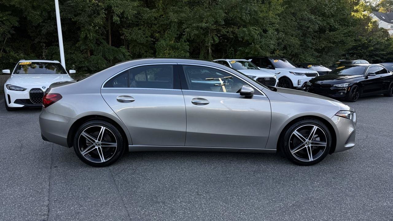 Used 2019 Mercedes-Benz A 220 4MATIC image 19