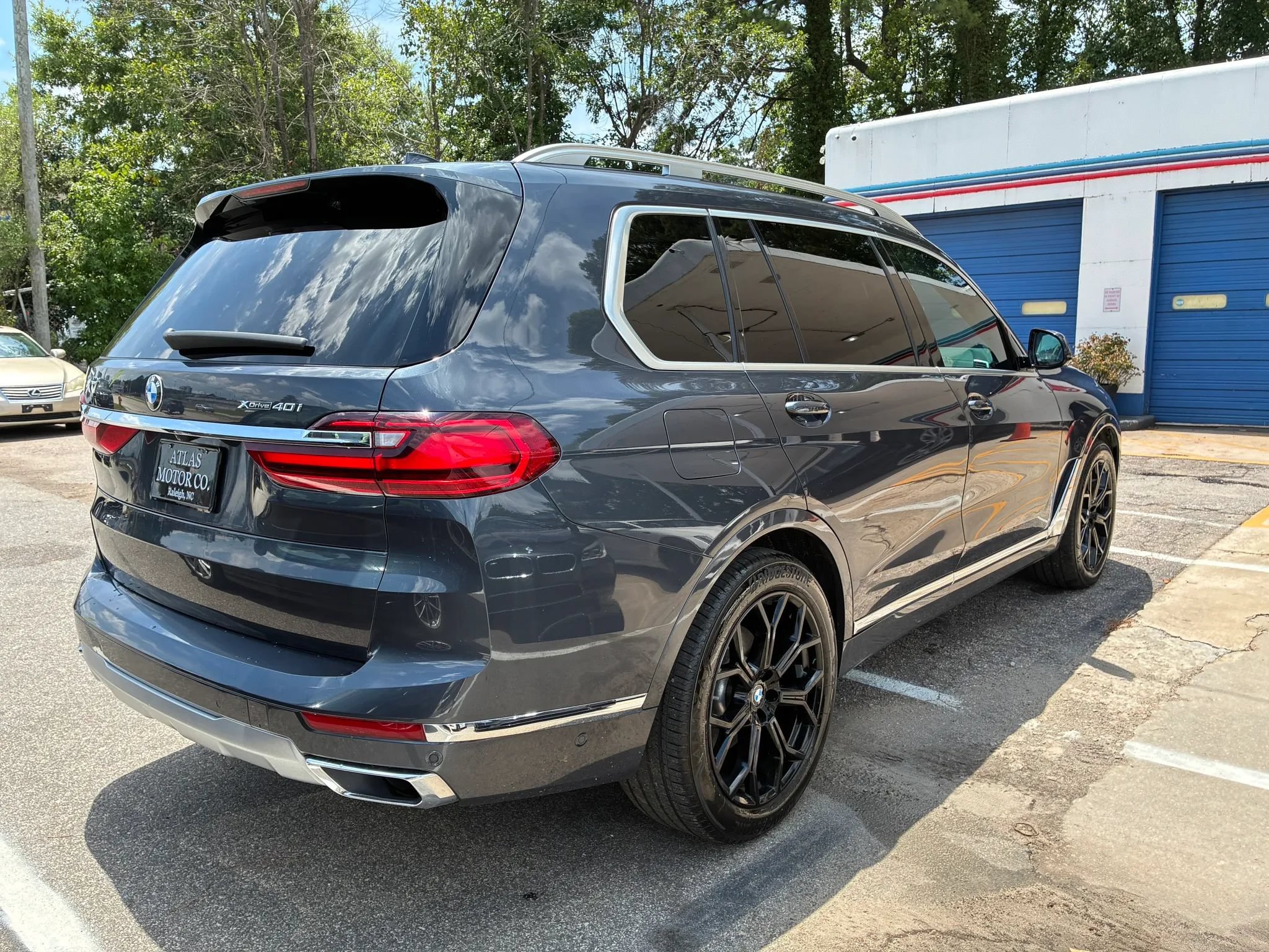 Used 2020 BMW X7 xDrive40i w/ Premium Package AWD/4WD image 9