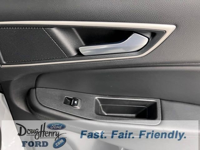 Used 2024 Ford Edge SEL image 32