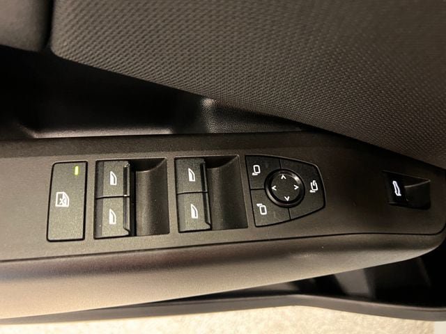 Used 2025 BMW X3 xDrive30i AWD/4WD image 17