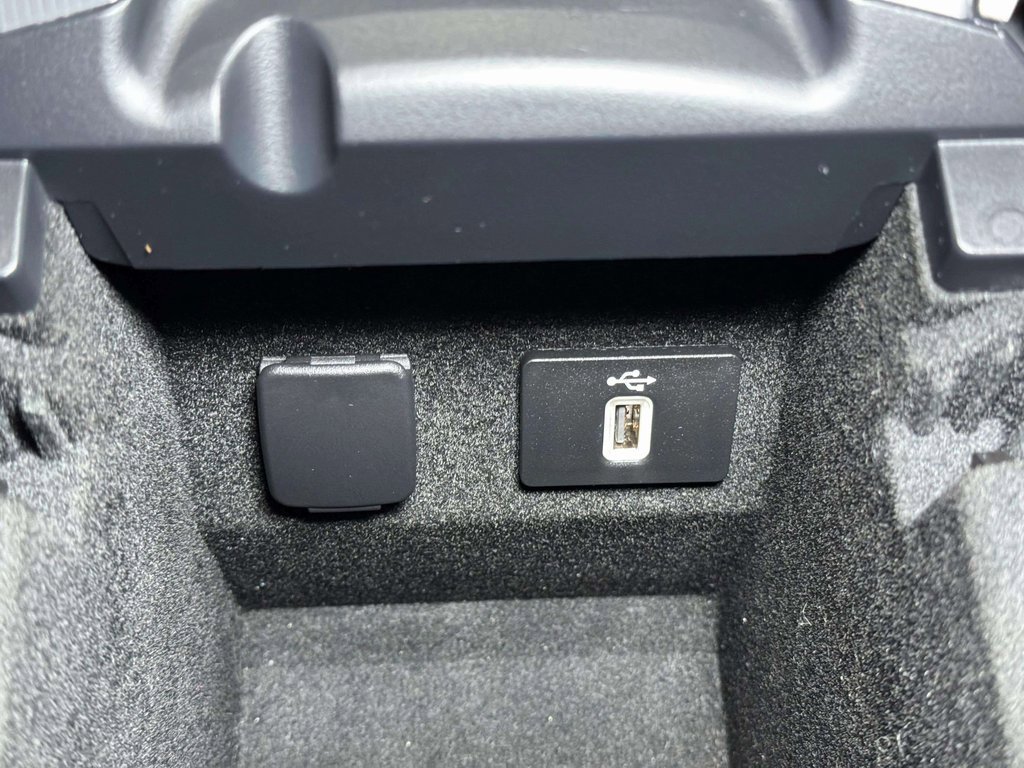 Used 2020 Lincoln MKZ Reserve w/ Elements Package image 15