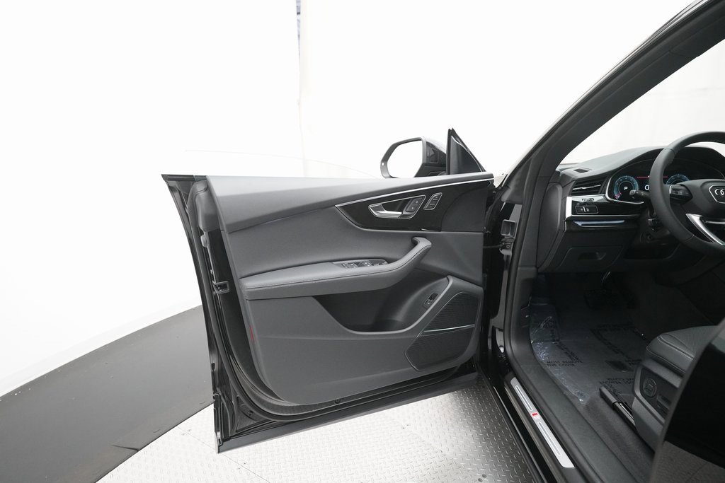 New 2026 Audi Q8 Premium Plus image 29
