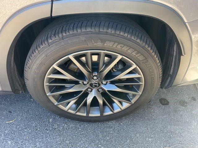 Used 2017 Lexus RX 450h F Sport image 16