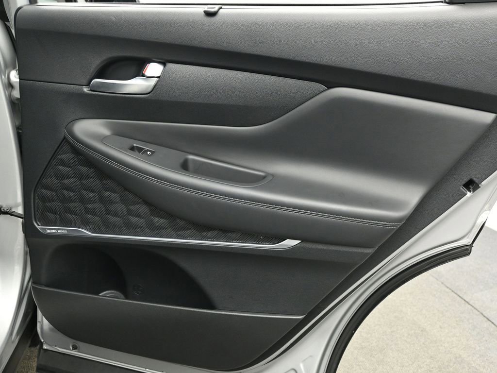 Used 2022 Hyundai Santa Fe SEL Premium image 17