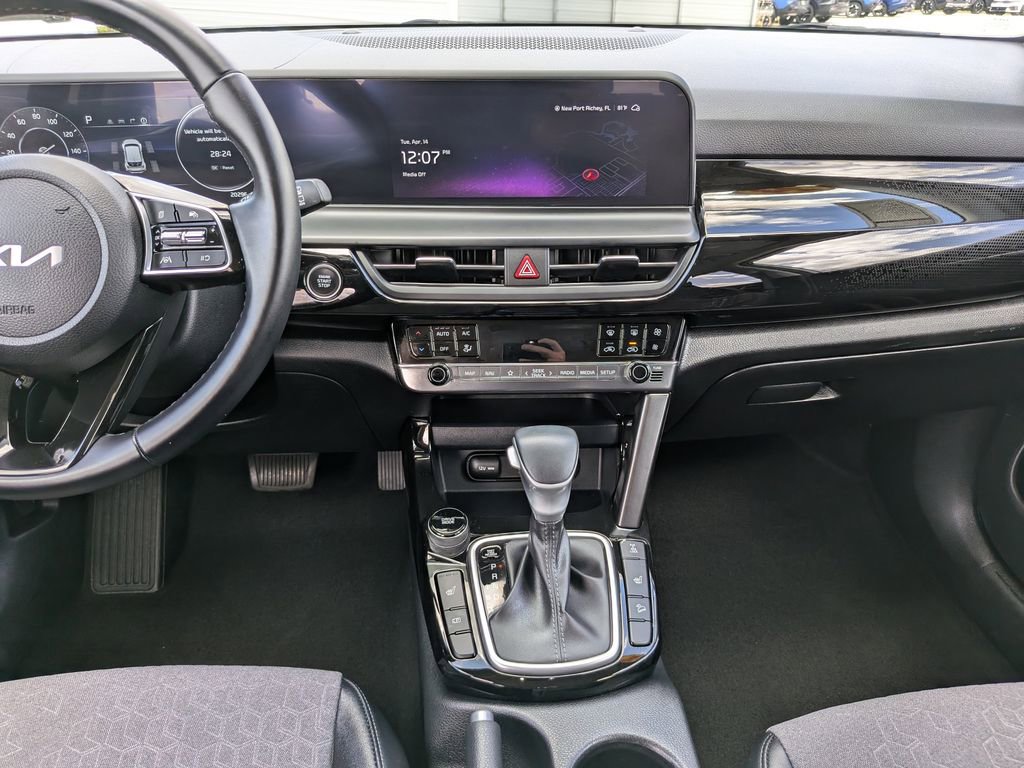 Certified 2024 Kia Seltos X-Line AWD/4WD image 16