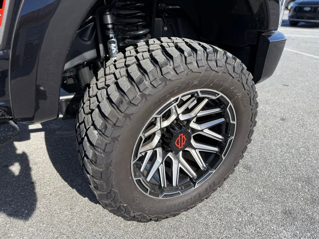 New 2025 Ford F250 Lariat w/ Lariat Ultimate Package image 9