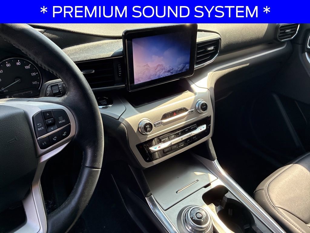 Used 2023 Ford Explorer XLT w/ Equipment Group 202A image 9