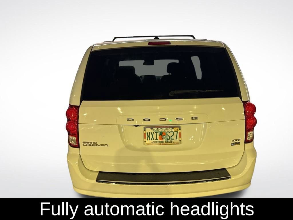 Used 2018 Dodge Grand Caravan GT image 17