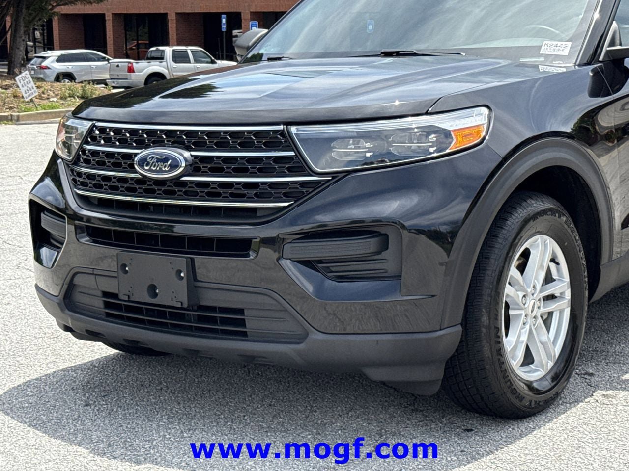 Used 2020 Ford Explorer XLT w/ Class III Trailer Tow Package AWD/4WD image 31