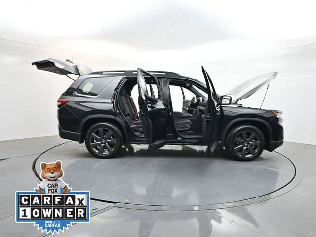 Used 2025 Honda Pilot Sport image 42