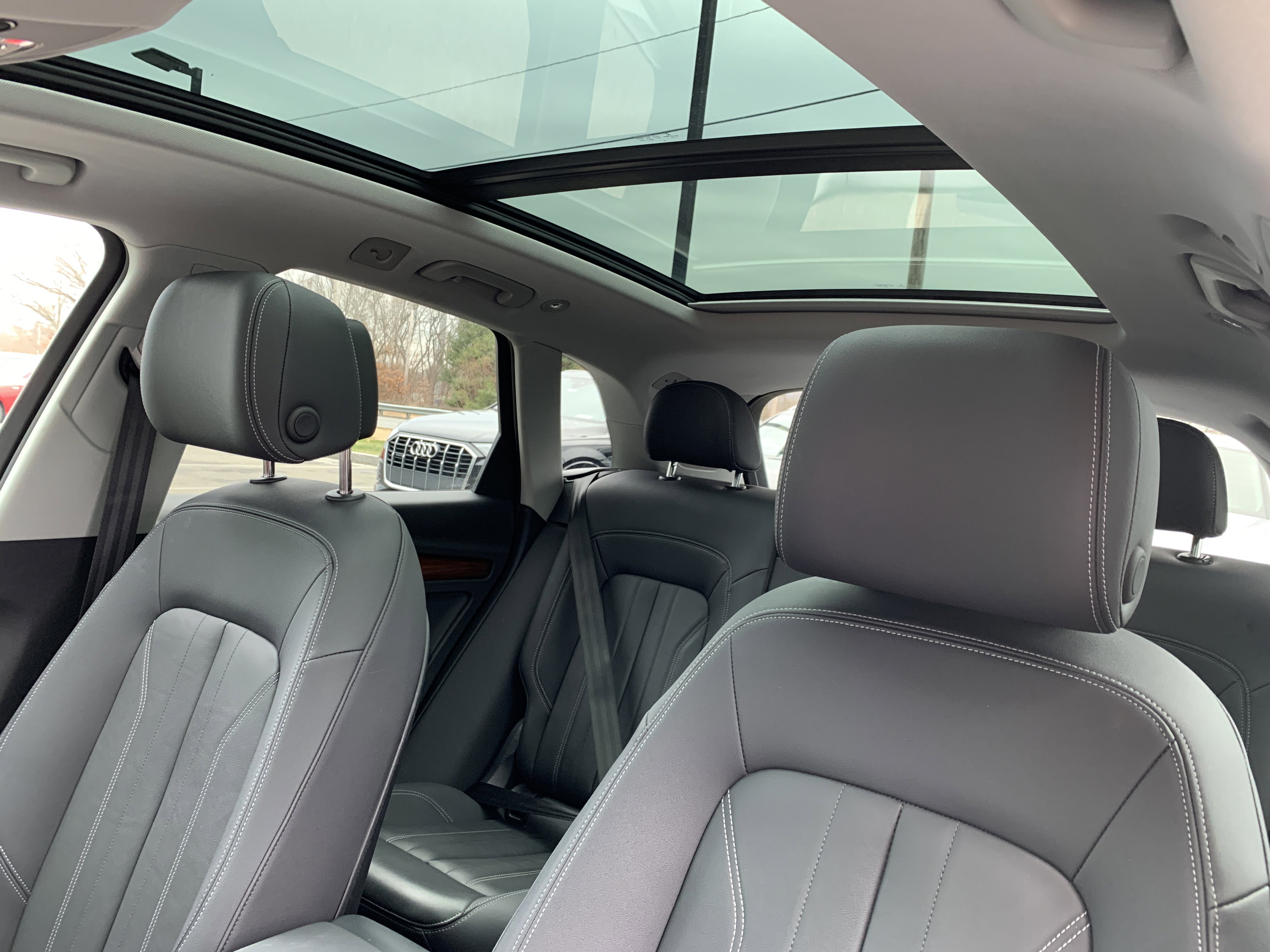 Certified 2022 Audi Q5 2.0T Premium Plus w/ Premium Plus Package image 11