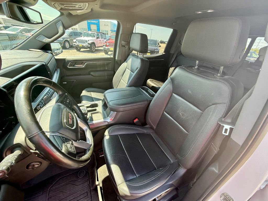Used 2023 GMC Sierra 1500 SLT w/ SLT Premium Plus Package AWD/4WD image 12