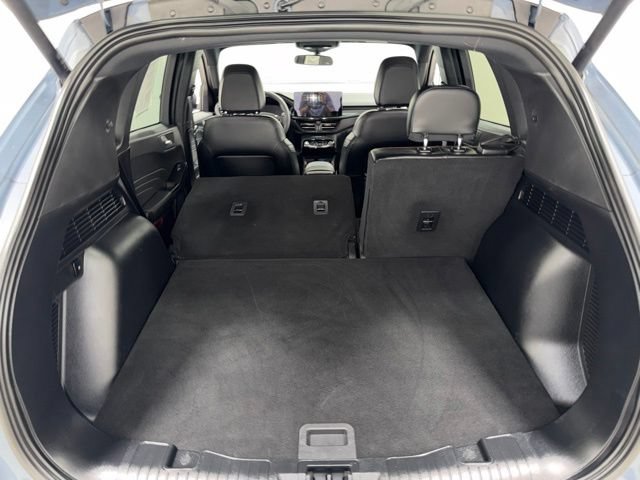 Used 2024 Ford Escape ST-Line w/ Tech Pack #1 AWD/4WD image 31