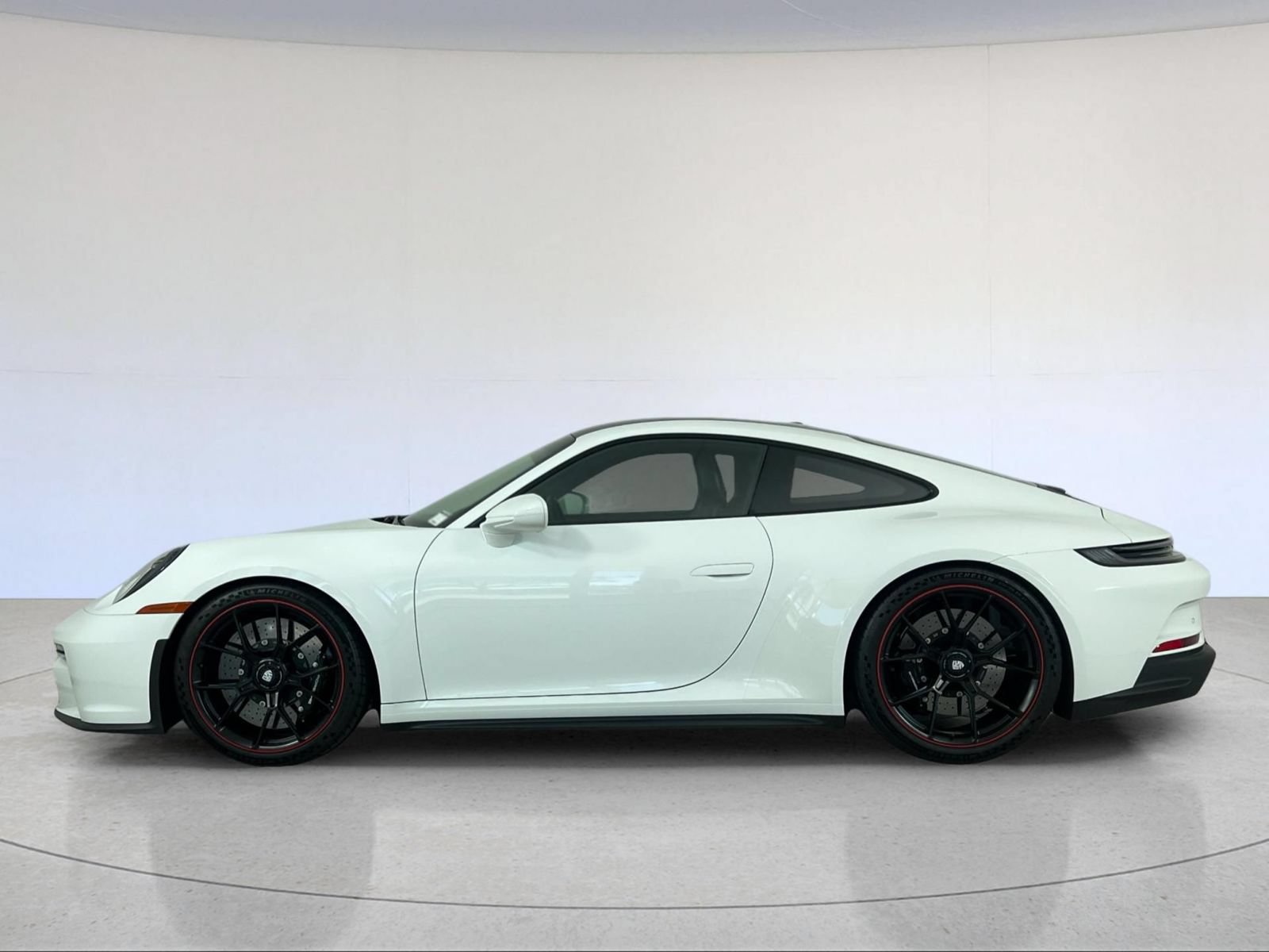 Certified 2022 Porsche 911 GT3 RWD image 2