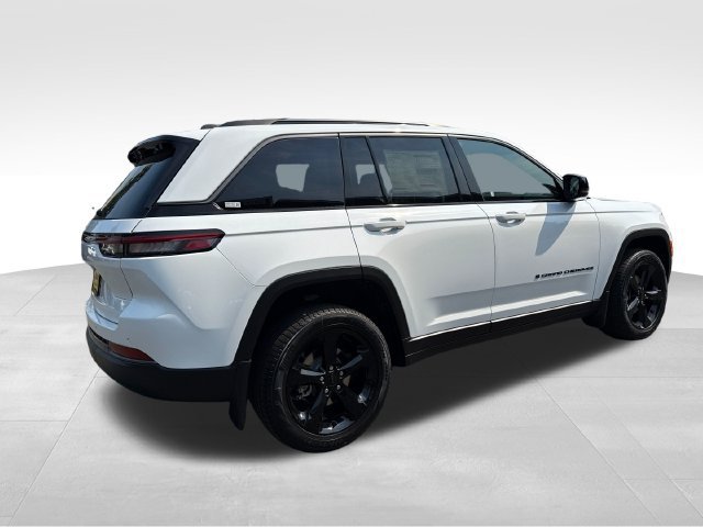 New 2026 Jeep Grand Cherokee Limited w/ Limited Altitude Package AWD/4WD image 7