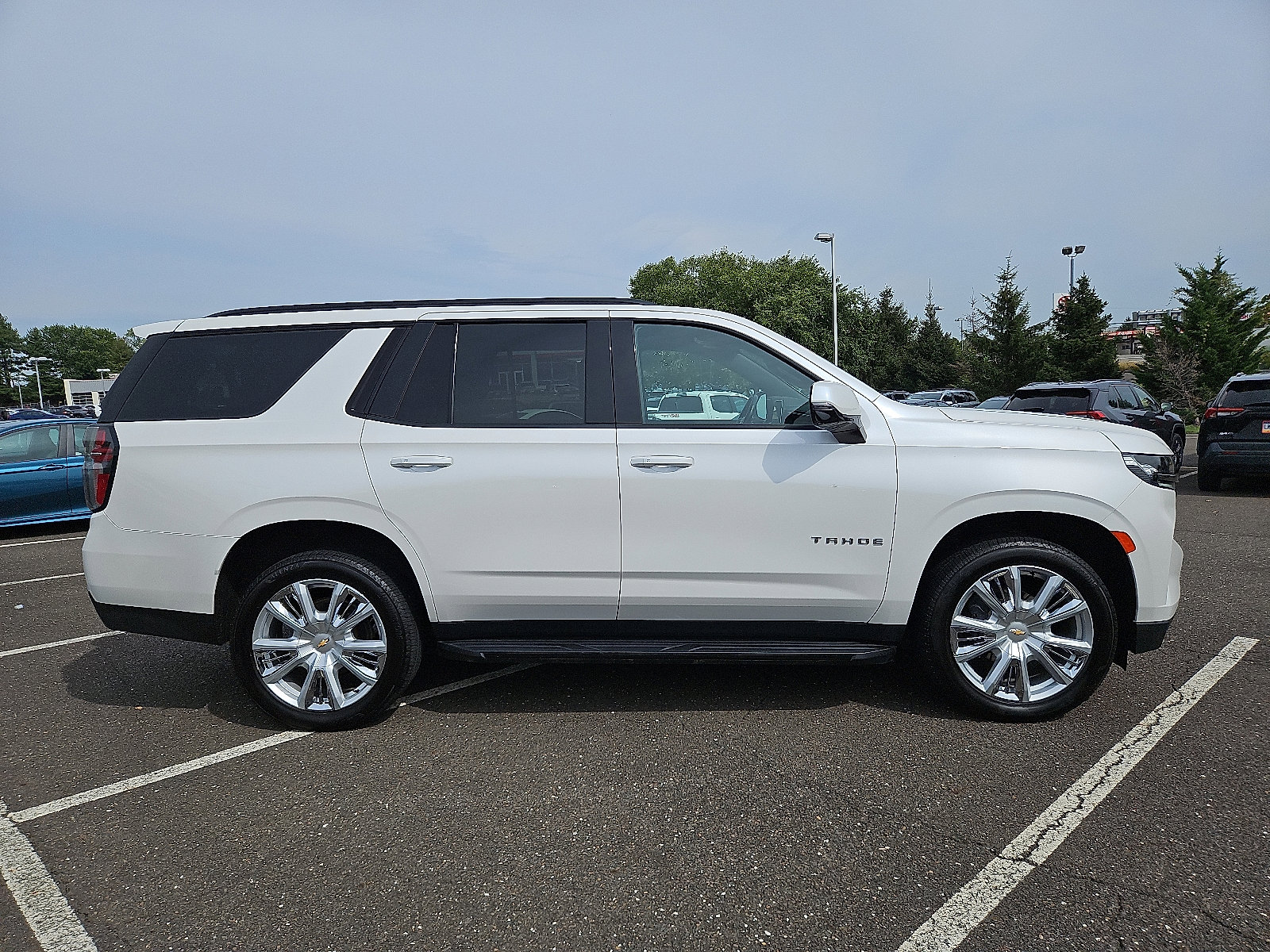 Used 2021 Chevrolet Tahoe RST w/ Luxury Package image 7
