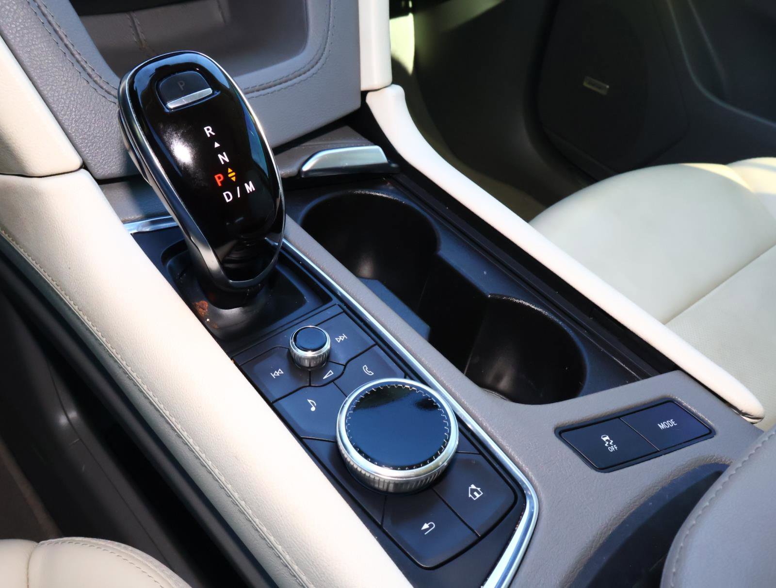 Certified 2022 Cadillac XT5 Premium Luxury w/ Technology Package image 27