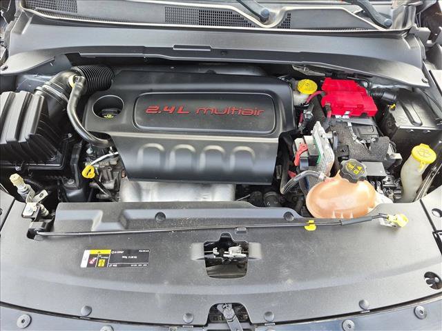 Used 2020 Jeep Compass Latitude w/ Popular Equipment Group FWD image 20