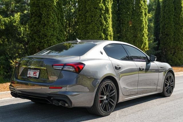 Used 2023 Maserati Ghibli Modena RWD image 17