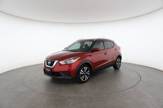 Used 2020 Nissan Kicks SV image 2