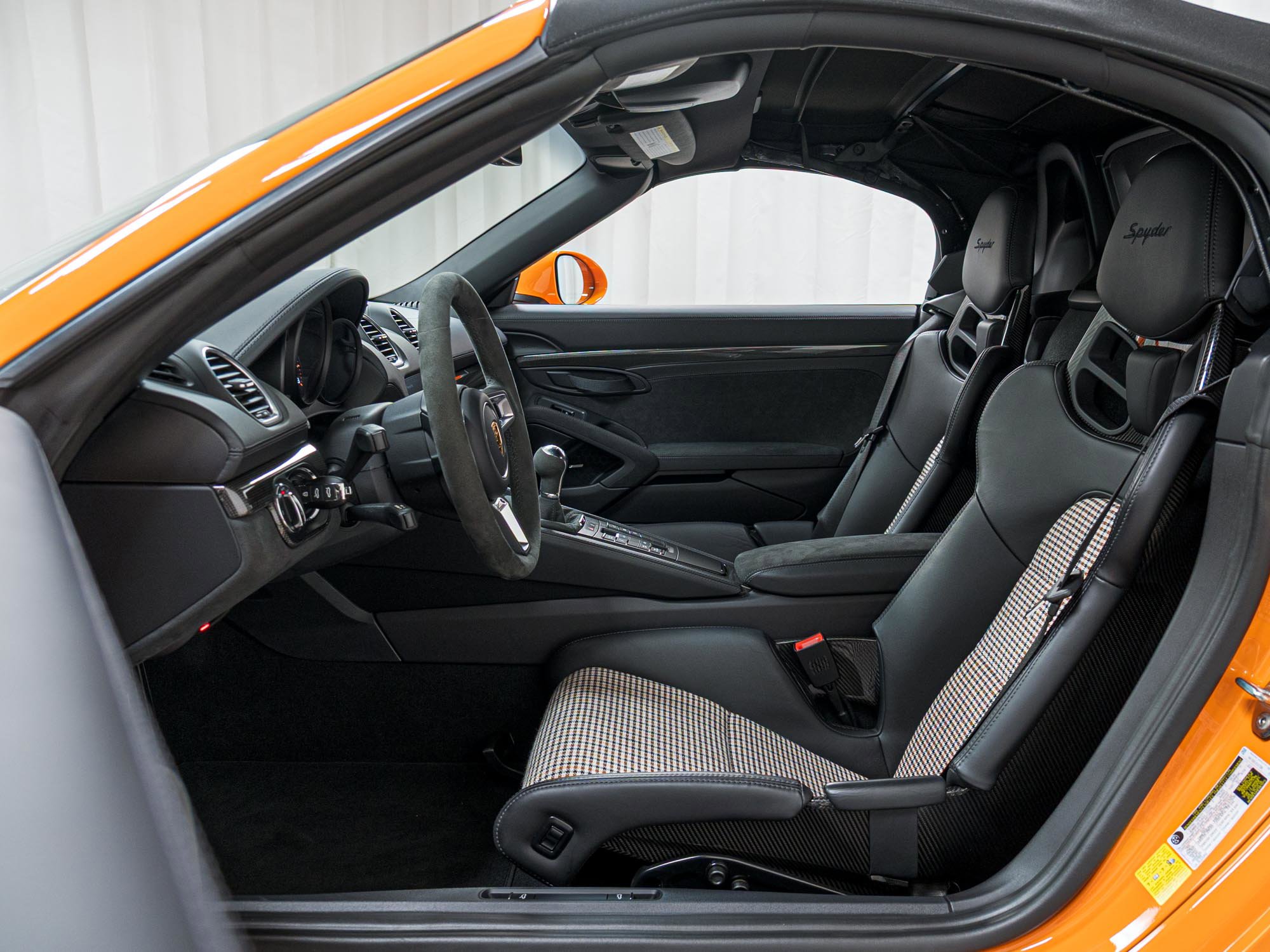 Certified 2021 Porsche 718 Boxster Spyder image 17