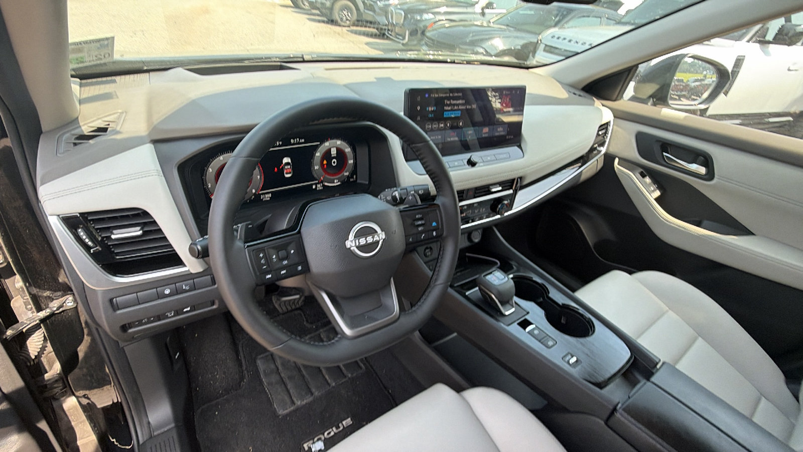 Used 2025 Nissan Rogue SL w/ SL Premium Package FWD image 25