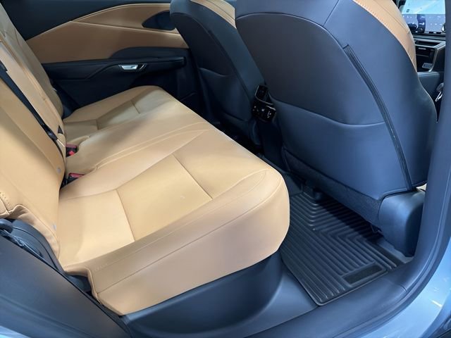Used 2024 Lexus RX 350 Premium w/ Accessory Package (Z1) FWD image 24