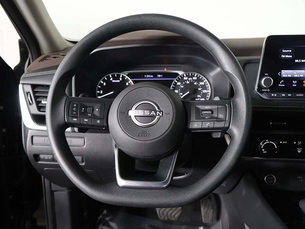 Used 2023 Nissan Rogue S AWD/4WD image 33