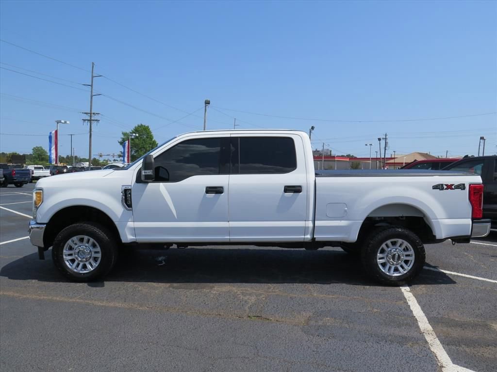 Used 2017 Ford F250 XLT AWD/4WD image 6