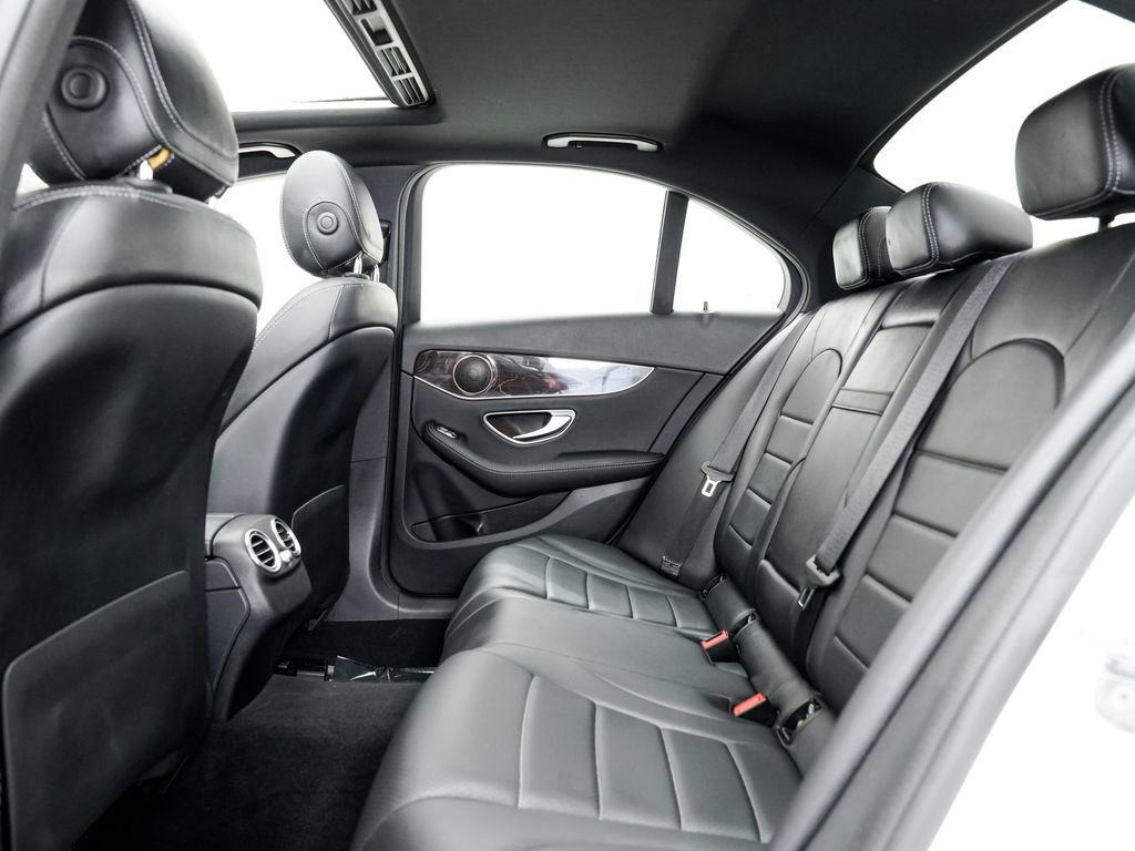 Used 2019 Mercedes-Benz C 300 4MATIC Sedan image 23