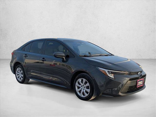 Used 2024 Toyota Corolla LE image 3