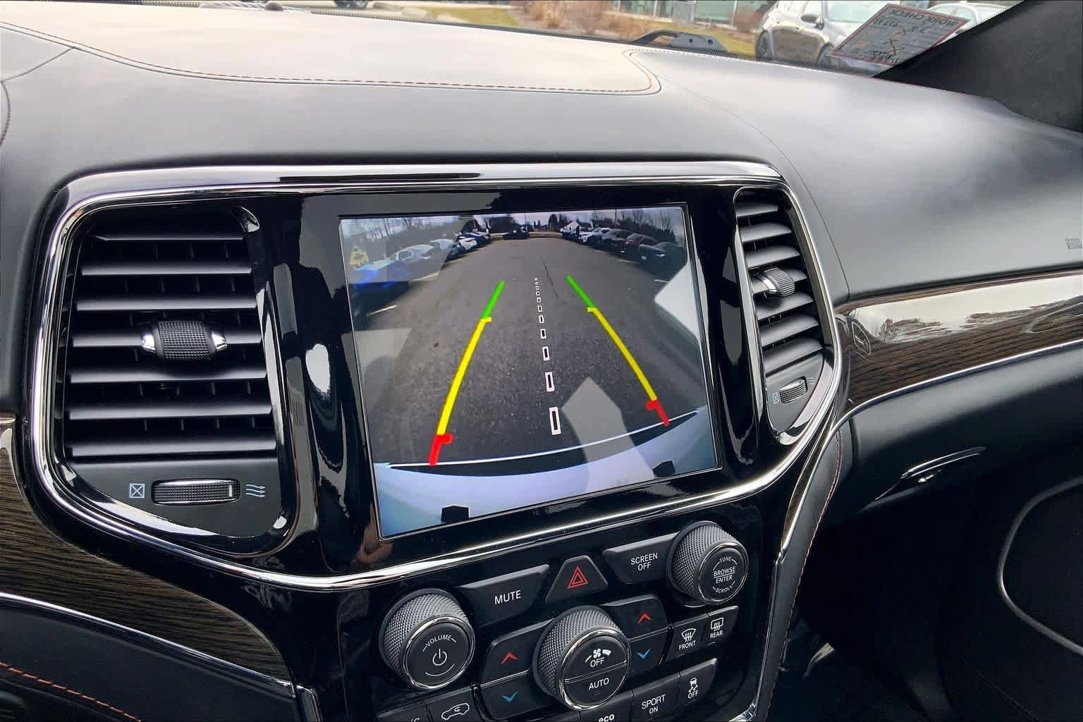 Used 2020 Jeep Grand Cherokee Summit image 28