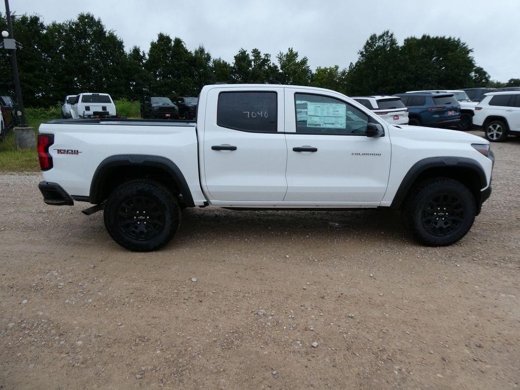 New 2026 Chevrolet Colorado Trail Boss AWD/4WD image 3