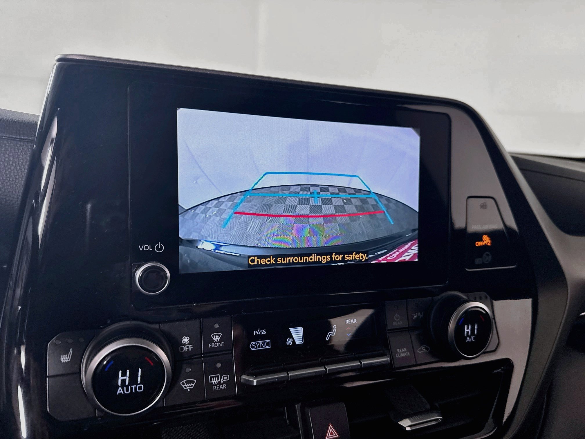 Certified 2023 Toyota Highlander XLE AWD/4WD image 17