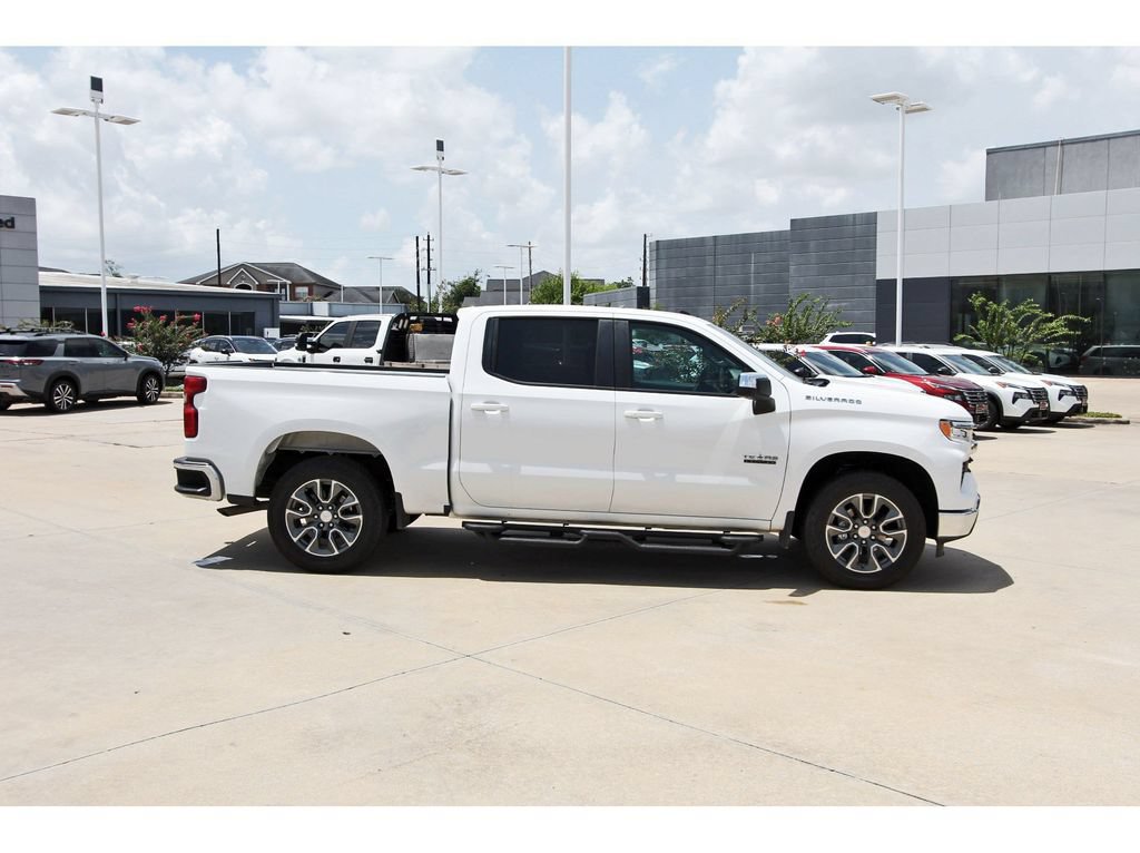 Used 2025 Chevrolet Silverado 1500 LT RWD image 6