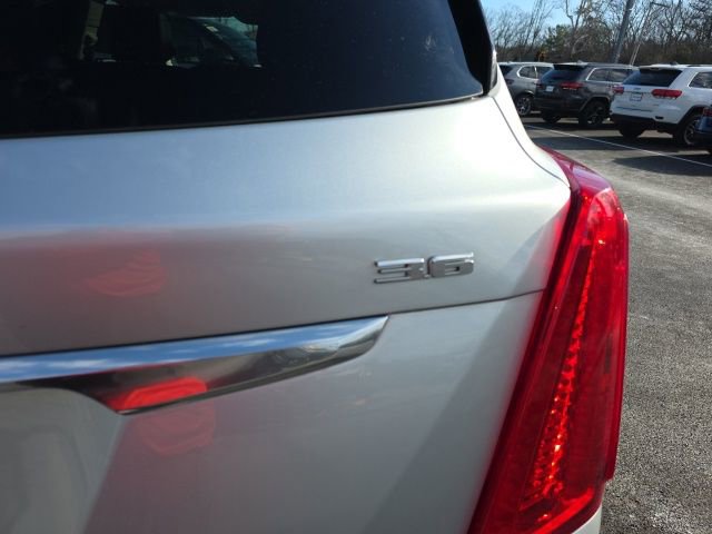 Used 2017 Cadillac XT5 Luxury w/ Driver Awareness Package image 20