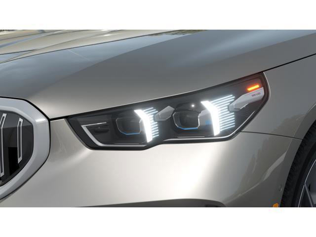 New 2026 BMW i5 eDrive40 w/ Convenience Package image 6