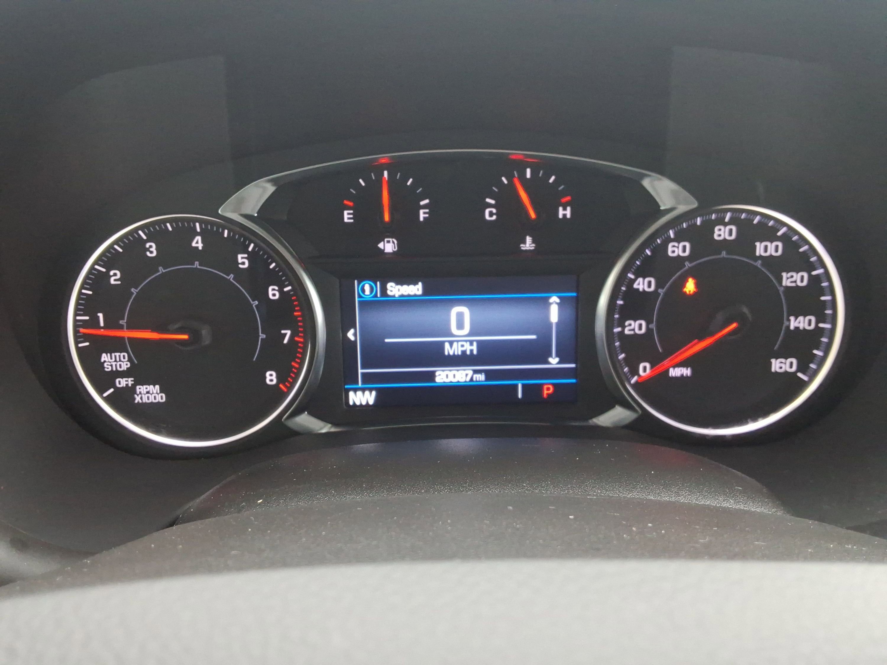 Used 2023 GMC Acadia SLE w/ Driver Convenience Package image 14