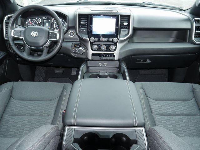 Used 2026 RAM 1500 Big Horn AWD/4WD image 5