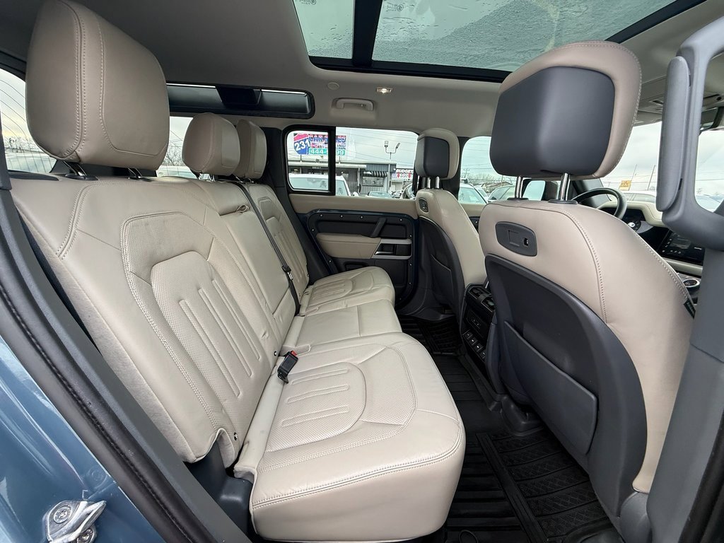 Used 2020 Land Rover Defender 110 HSE image 23