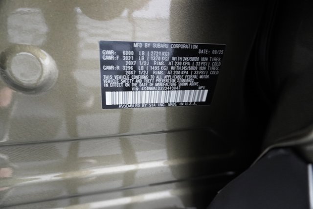 New 2025 Subaru Ascent Limited image 12