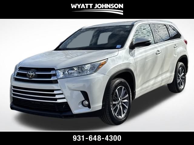 Used 2018 Toyota Highlander XLE image 1
