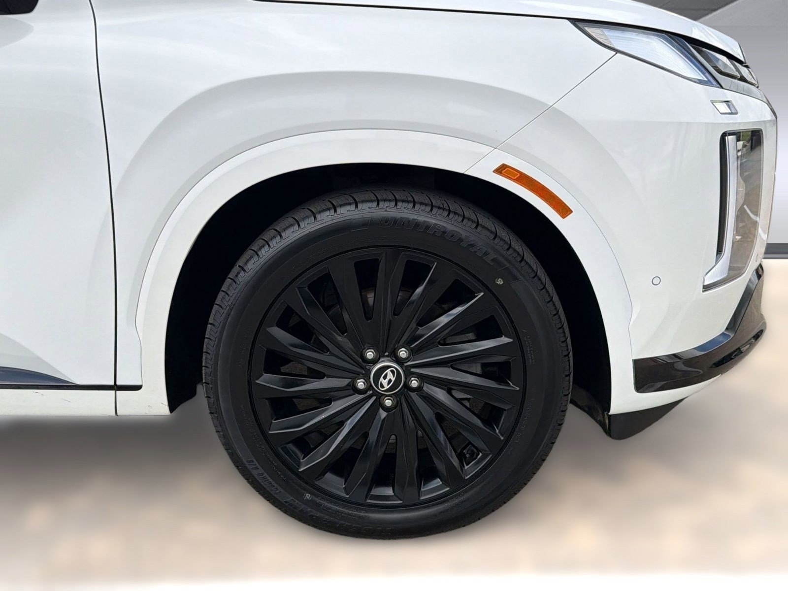 Used 2024 Hyundai Palisade Calligraphy image 12