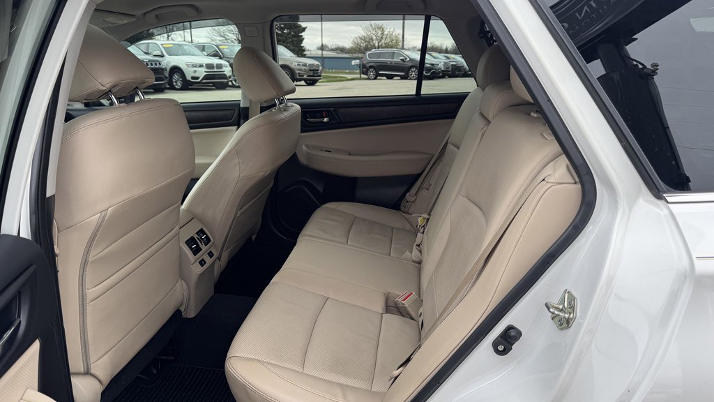 Used 2017 Subaru Outback 3.6R Limited image 22
