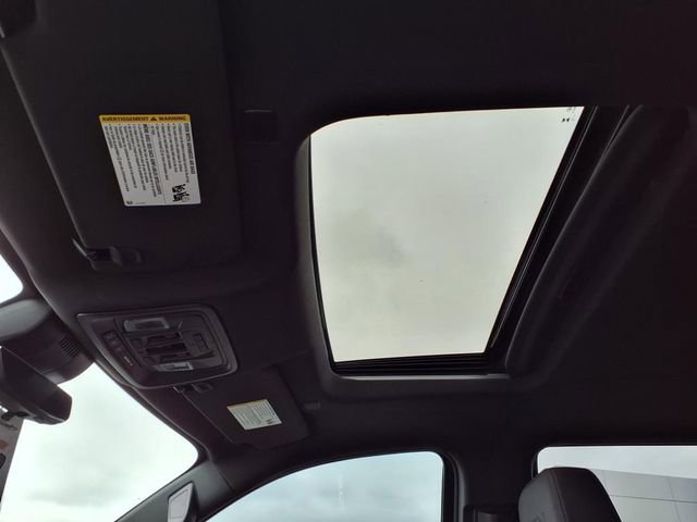 New 2025 GMC Sierra 2500 AT4 w/ AT4 Premium Plus Package AWD/4WD image 13